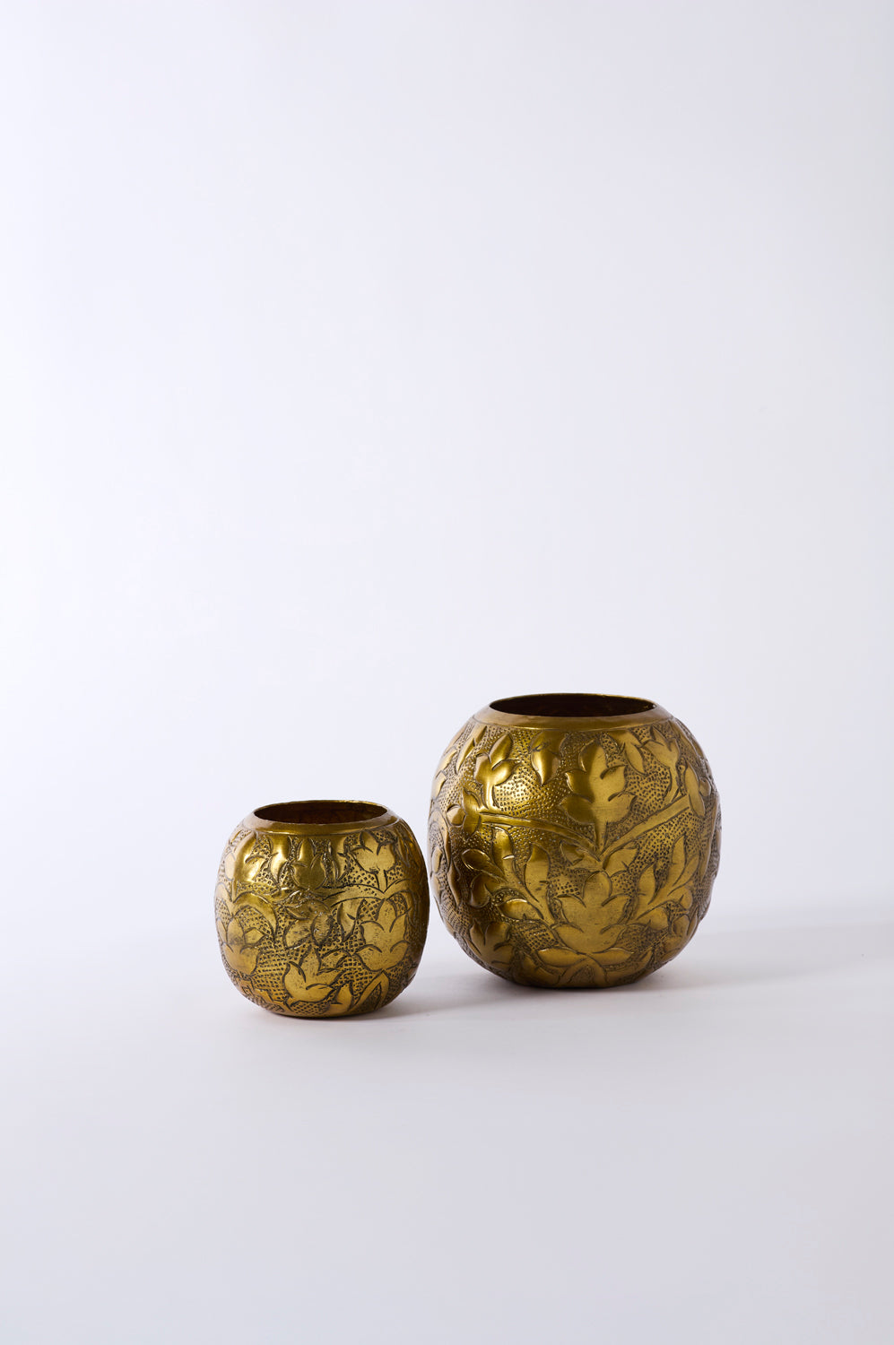 Everen Vase Set of 4 By Accent Decor | Vases | Modishstore - 3