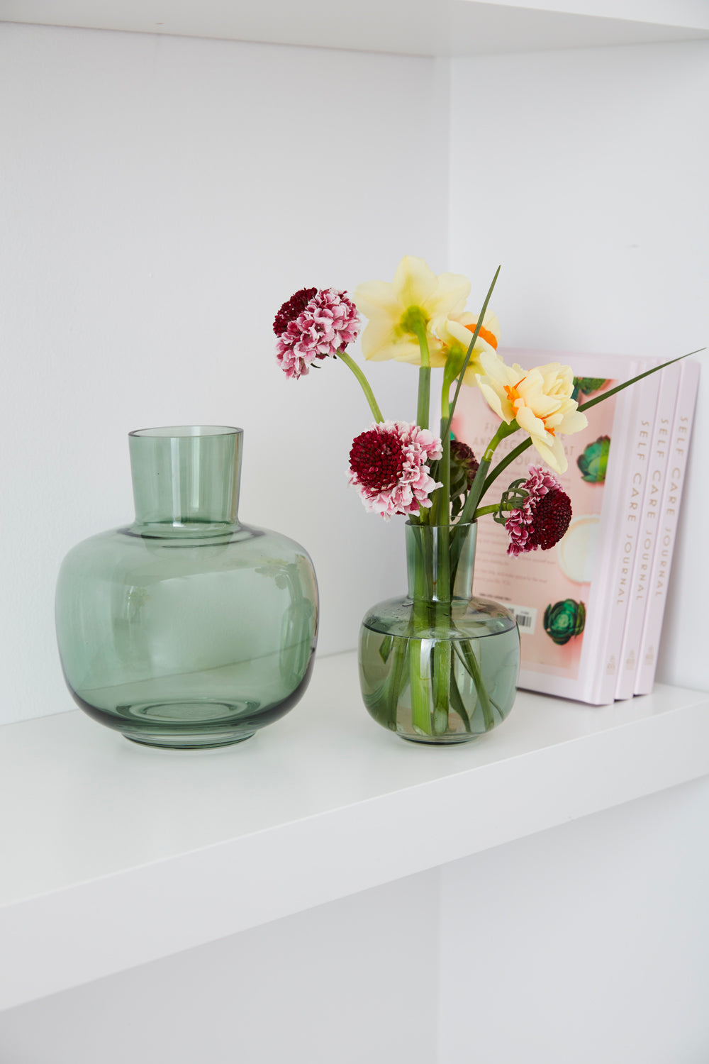 Hana Vase Set of 4 By Accent Decor | Vases | Modishstore - 3