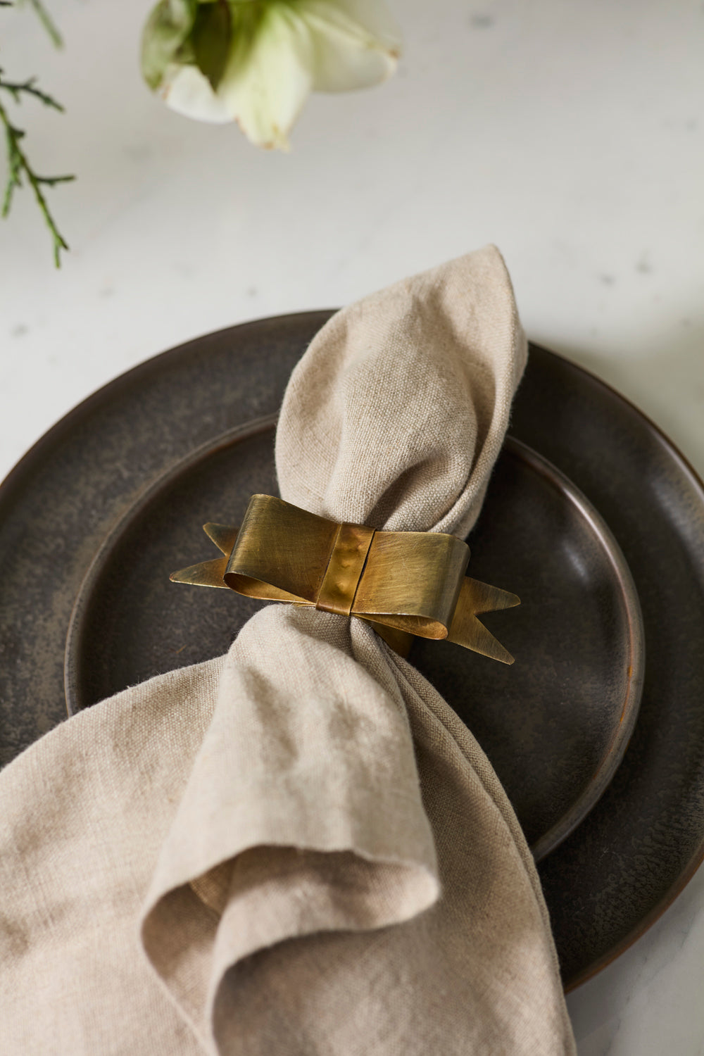 Hattie Bow Napkin Ring Set of 8 By Accent Decor | Planters, Troughs & Cachepots | Modishstore - 3