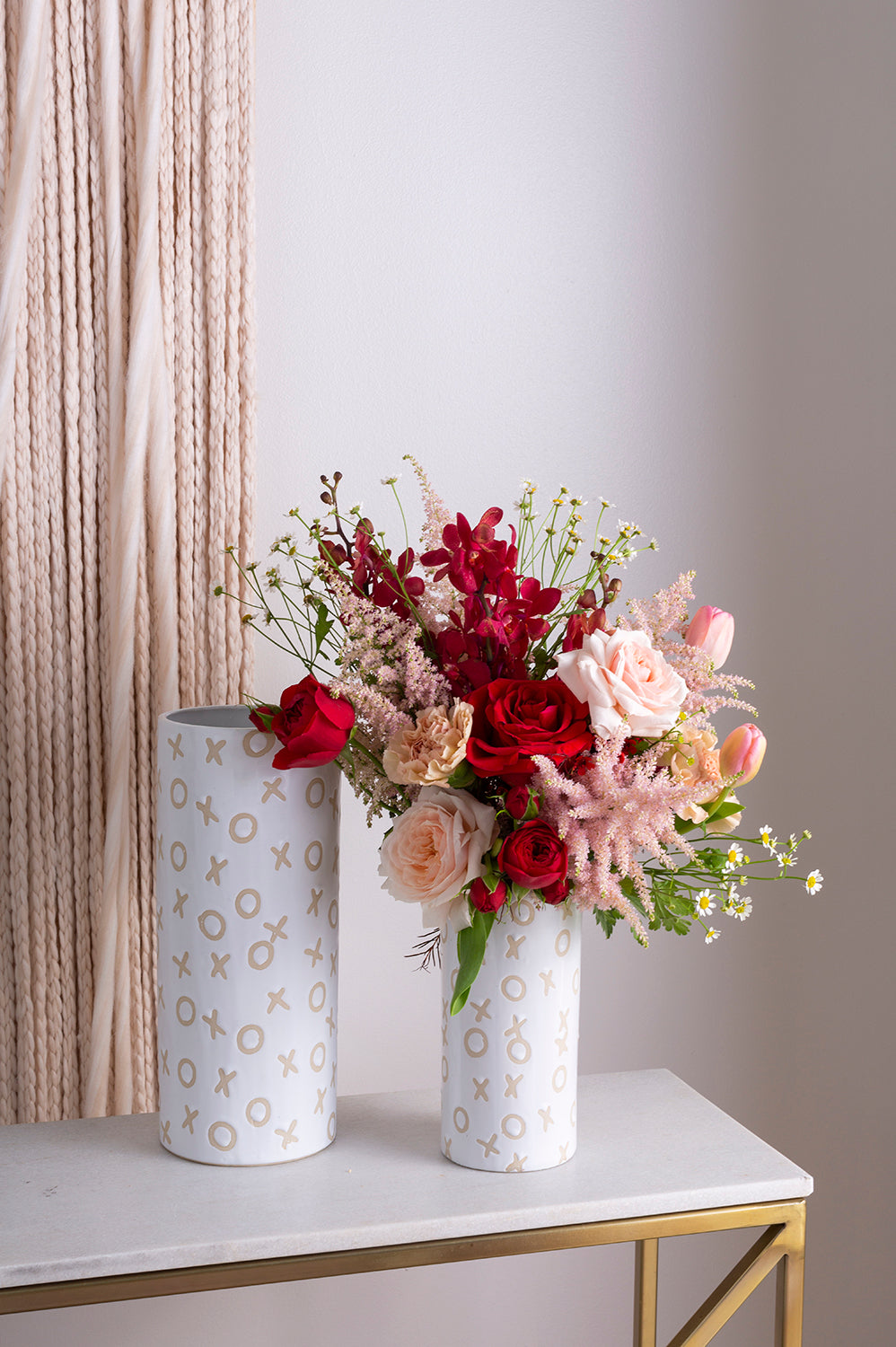 Hugs and Kisses Vase Set of 4 By Accent Decor | Vases | Modishstore - 3