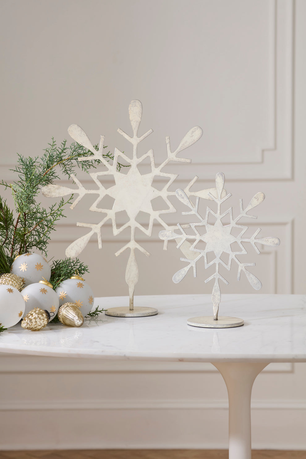 Moonlit Snowflake Stand Set of 2 By Accent Decor | Planters, Troughs & Cachepots | Modishstore - 3