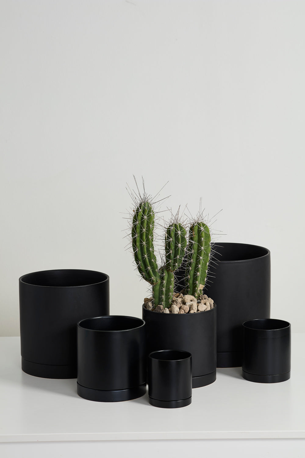 Black Romey Pot By Accent Decor | Planters, Troughs & Cachepots | Modishstore - 3