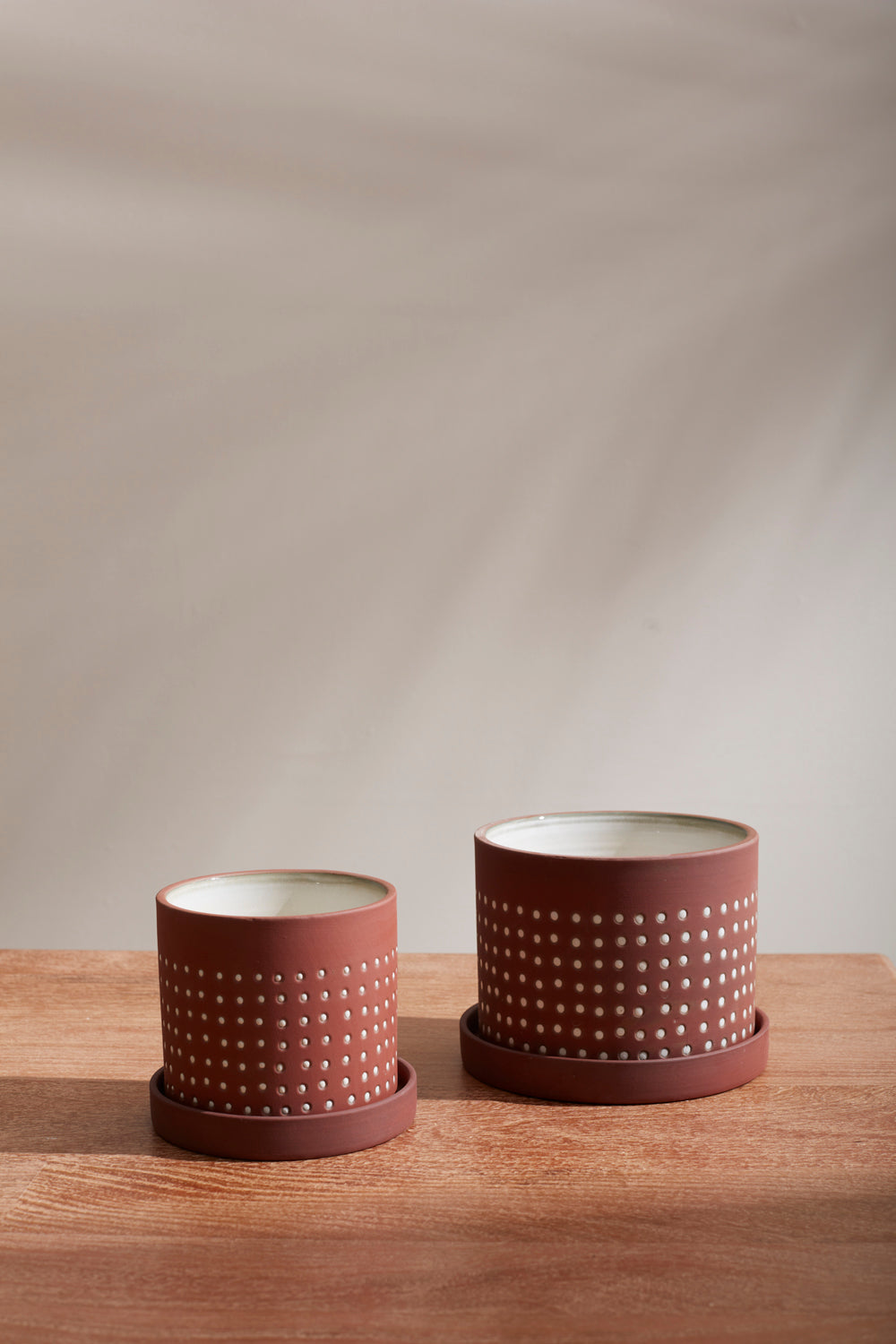 Salamanca Pot Set of 4 By Accent Decor | Planters, Troughs & Cachepots | Modishstore - 3