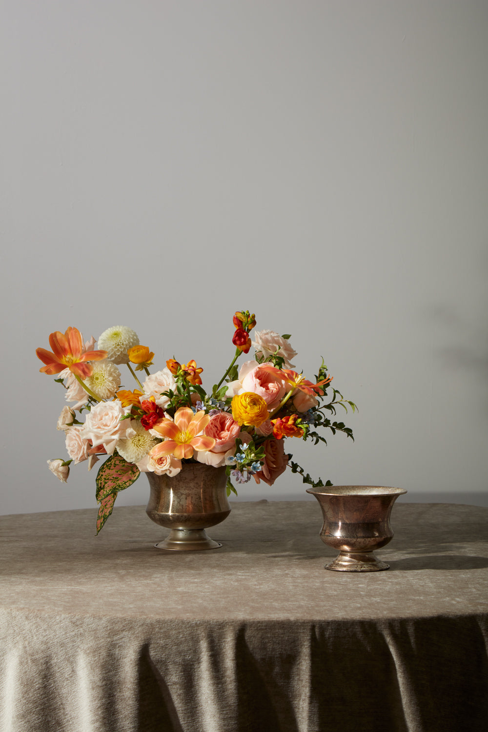 Sidney Urn Set of 8 By Accent Decor | Vases | Modishstore - 4