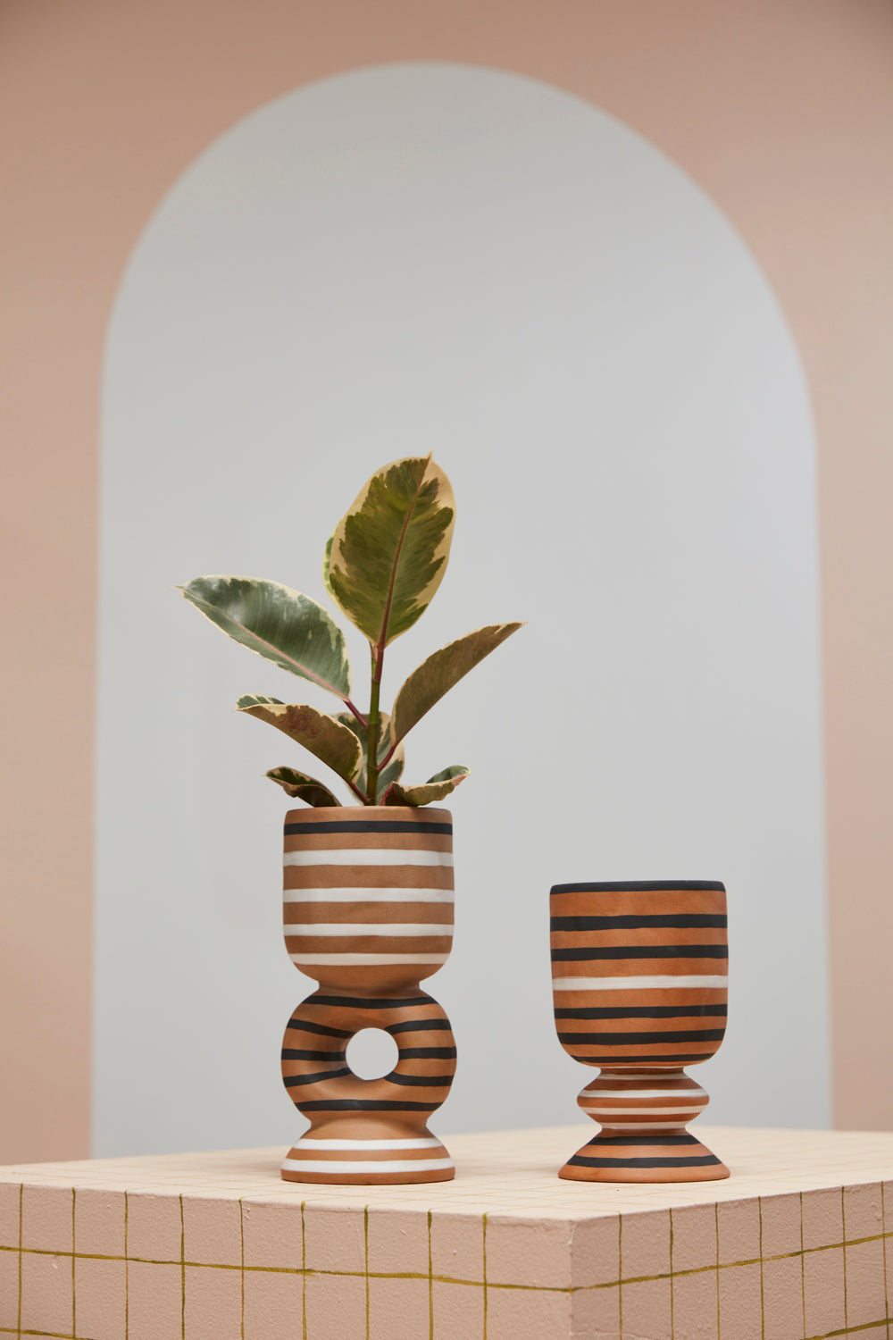 Trujillo Footed Pot Set of 2 By Accent Decor | Planters, Troughs & Cachepots | Modishstore - 4