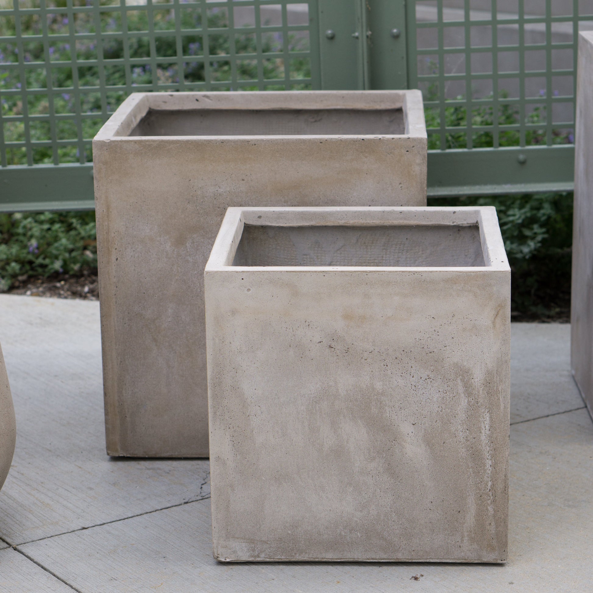 Distressed Smooth: Square Urbano, Set/ 2 (ADDITIONAL FREIGHT REQUIRED) By Gold Leaf | Planters, Troughs & Cachepots | Modishstore - 1