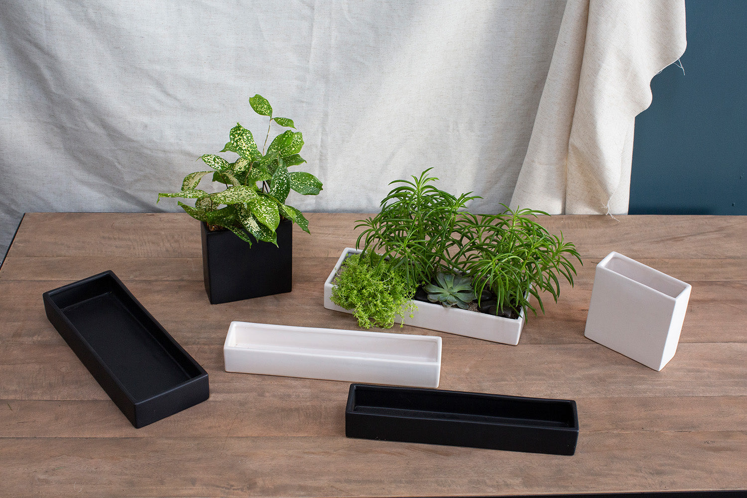 Urban Planter Set of 4 By Accent Decor | Planters, Troughs & Cachepots | Modishstore - 5