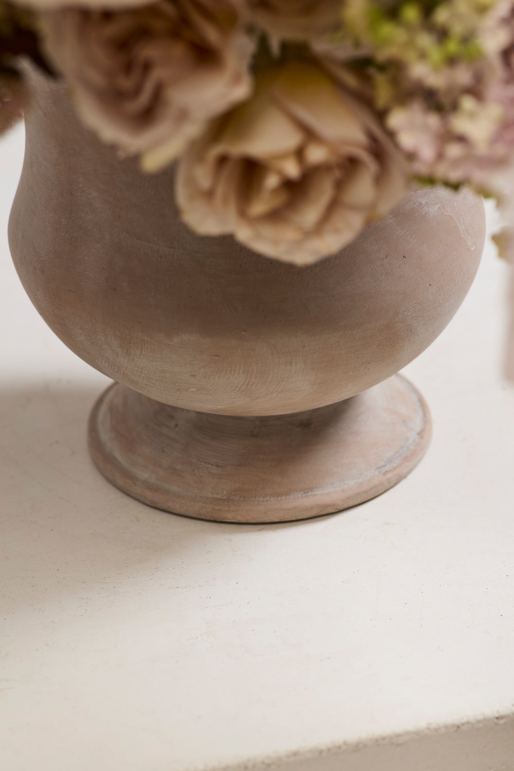 Wallace Urn Set of 4 By Accent Decor | Wall Decor | Modishstore - 2