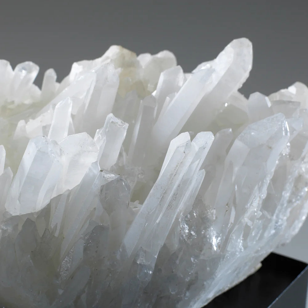 Medium Quartz Table Accent By Cyan Design | Cyan Design | Modishstore - 3