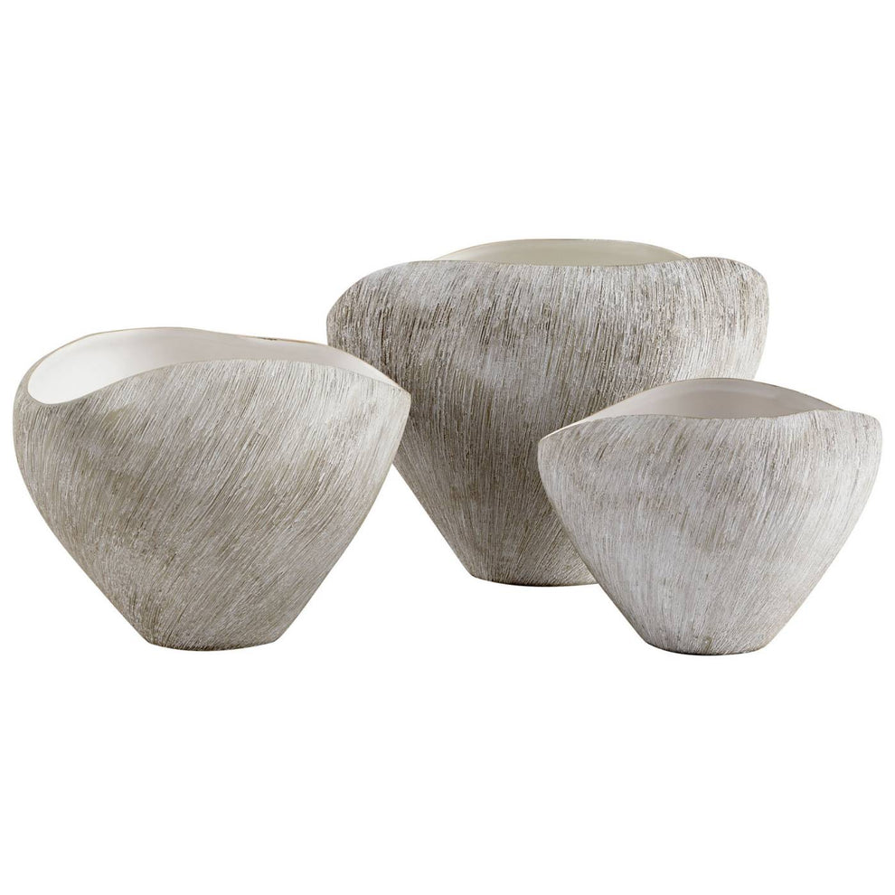 Medium Selena Vase By Cyan Design | Cyan Design | Modishstore