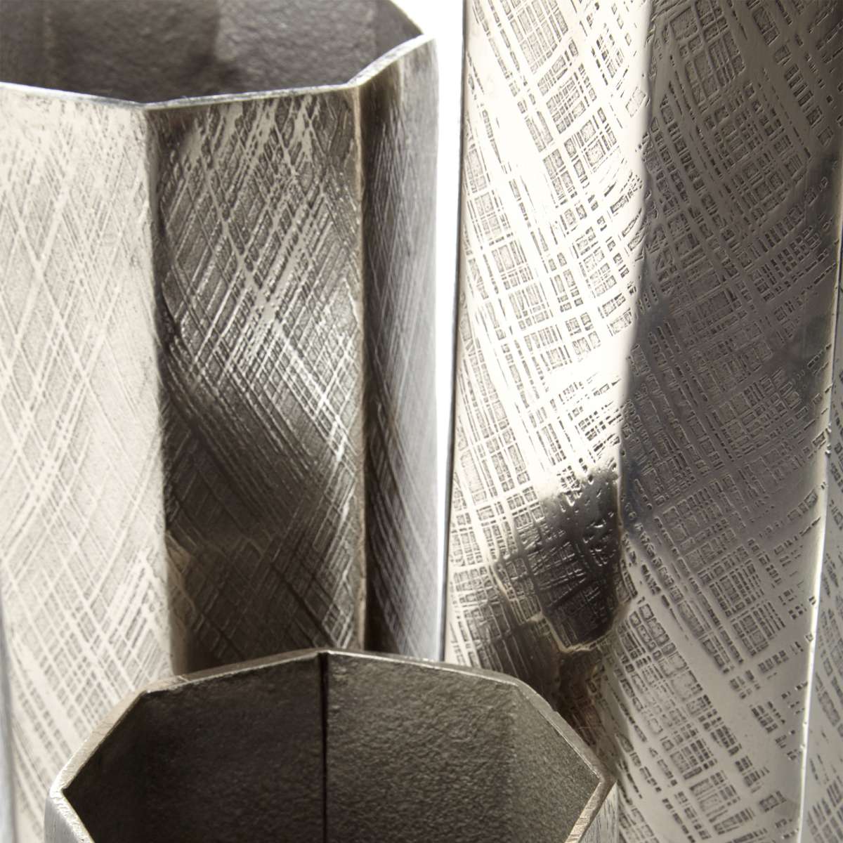 Large Danielle Vase By Cyan Design | Cyan Design | Modishstore - 4