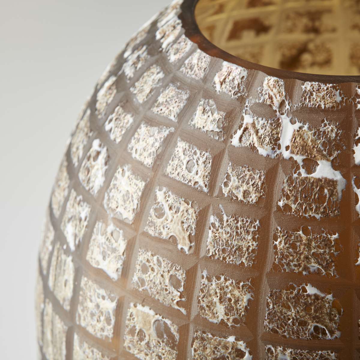 Large Spectre Vase By Cyan Design | Cyan Design | Modishstore - 4
