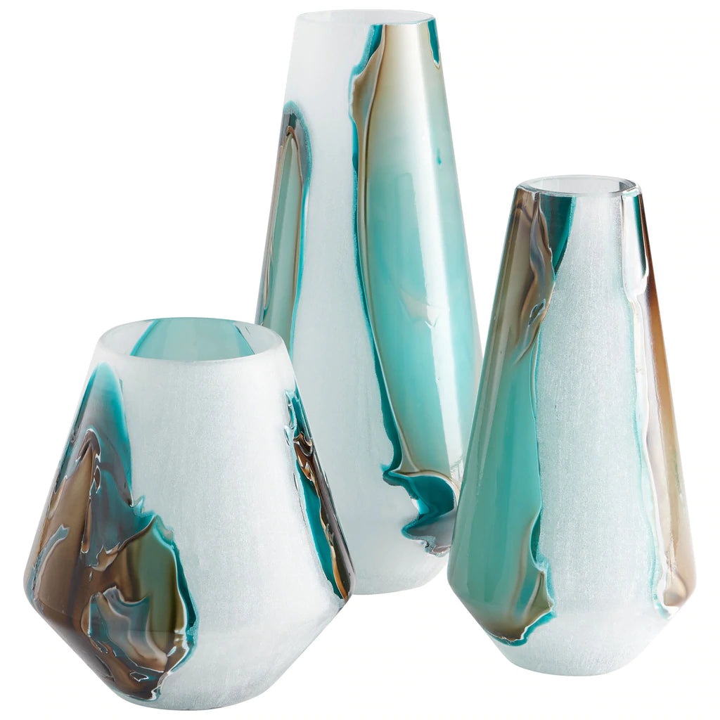 Wide Ferdinand Vase By Cyan Design | Cyan Design | Modishstore - 2
