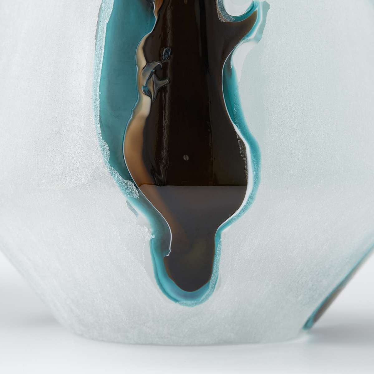 Ferdinand Vase By Cyan Design | Cyan Design | Modishstore - 4