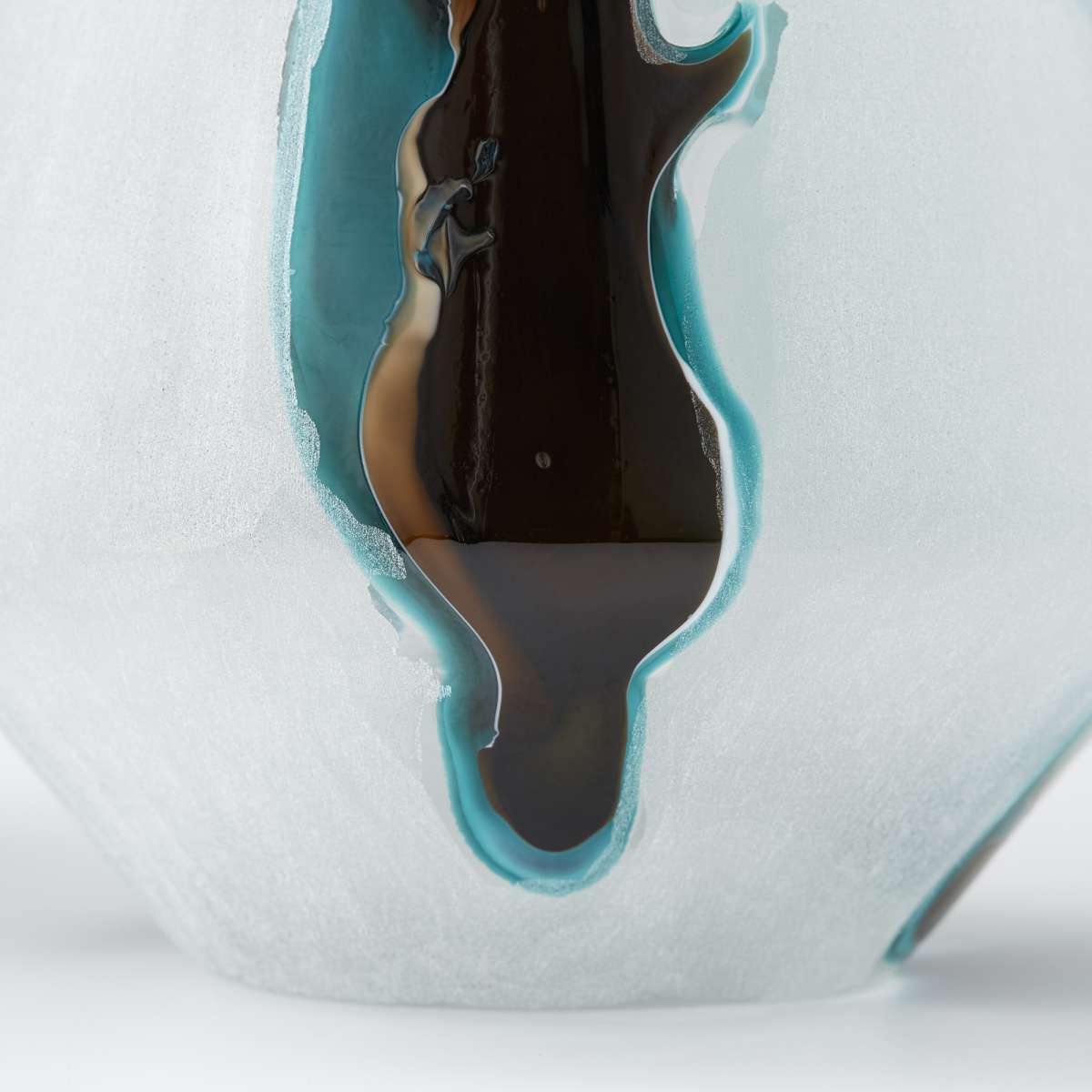 Ferdinand Vase By Cyan Design | Cyan Design | Modishstore - 4