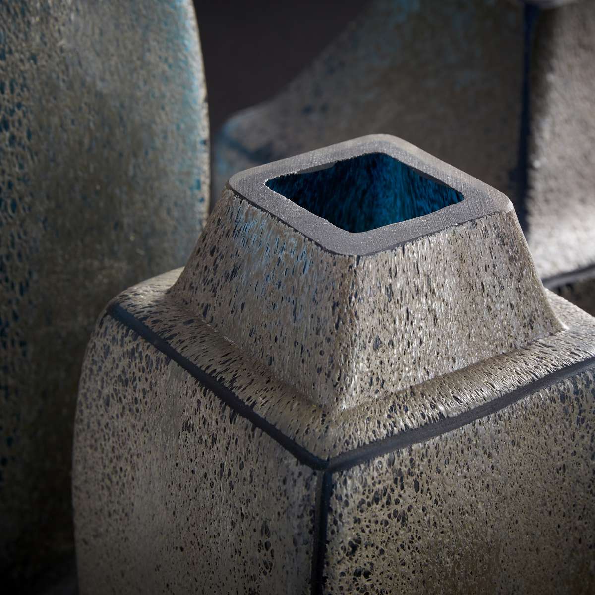 Wide Rhea Vase By Cyan Design | Cyan Design | Modishstore - 2