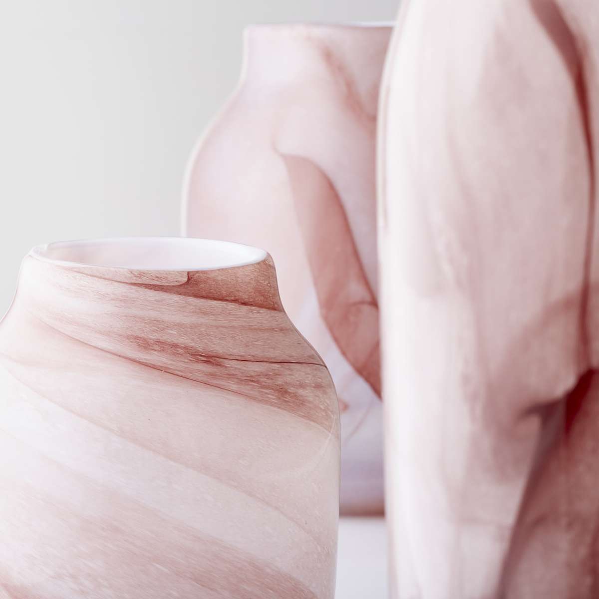 Mauna Loa Vase By Cyan Design | Cyan Design | Modishstore - 2