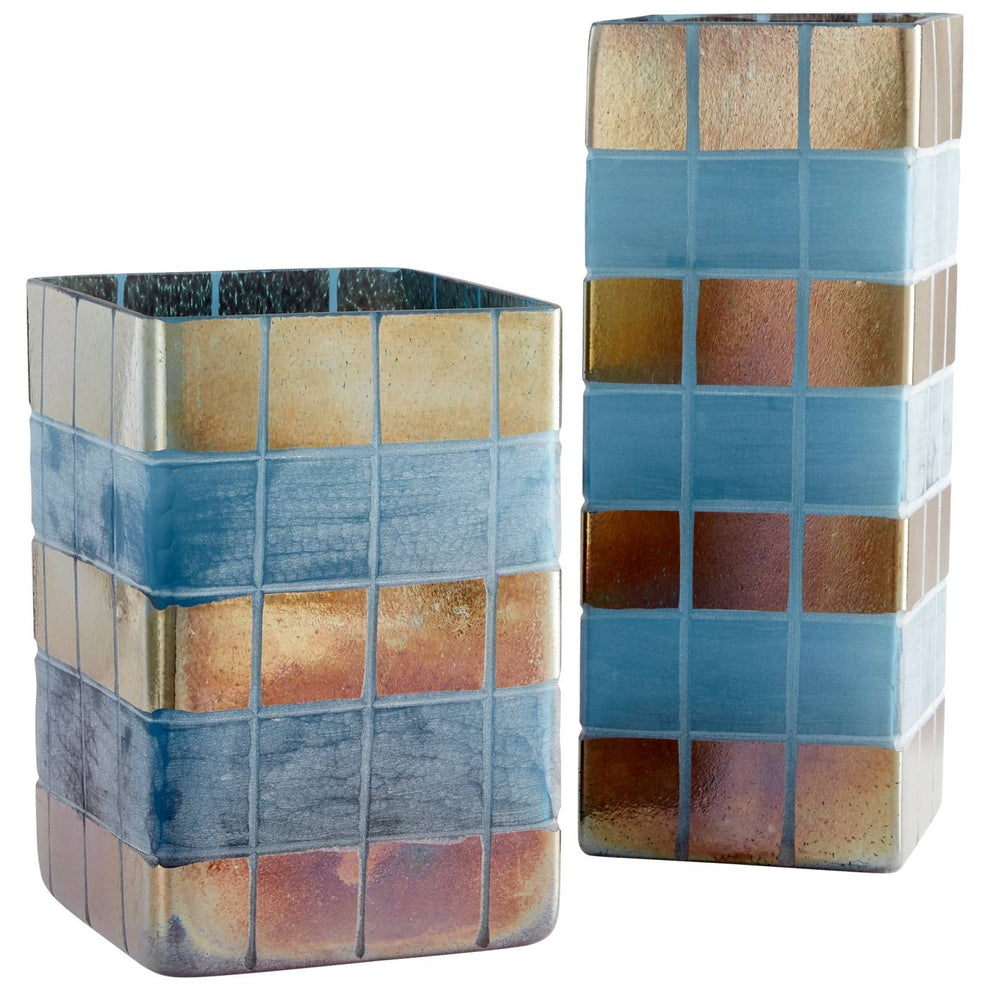 Aurum Vase
 By Cyan Design | Cyan Design | Modishstore
