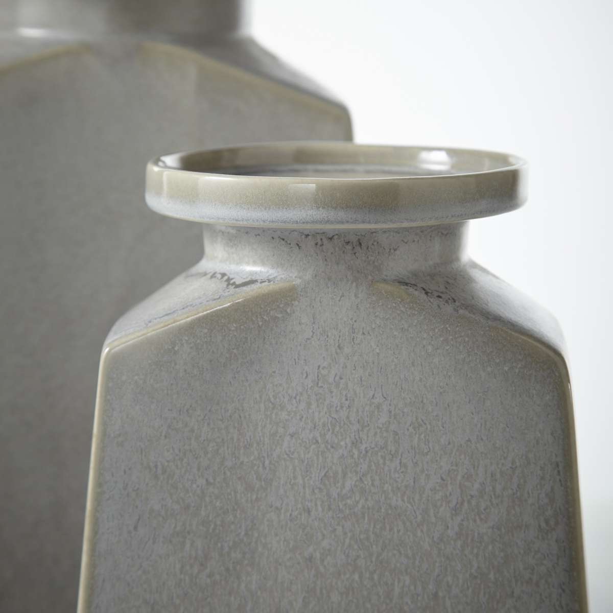 Santorini Vase By Cyan Design | Cyan Design | Modishstore - 3