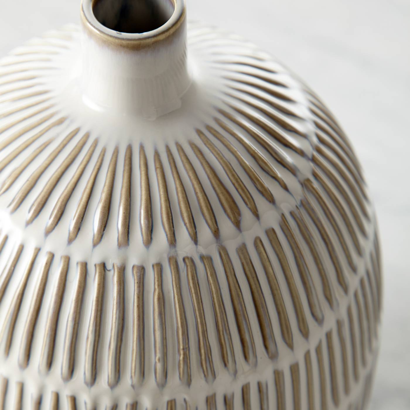 Saxon Vase
 By Cyan Design | Cyan Design | Modishstore - 3