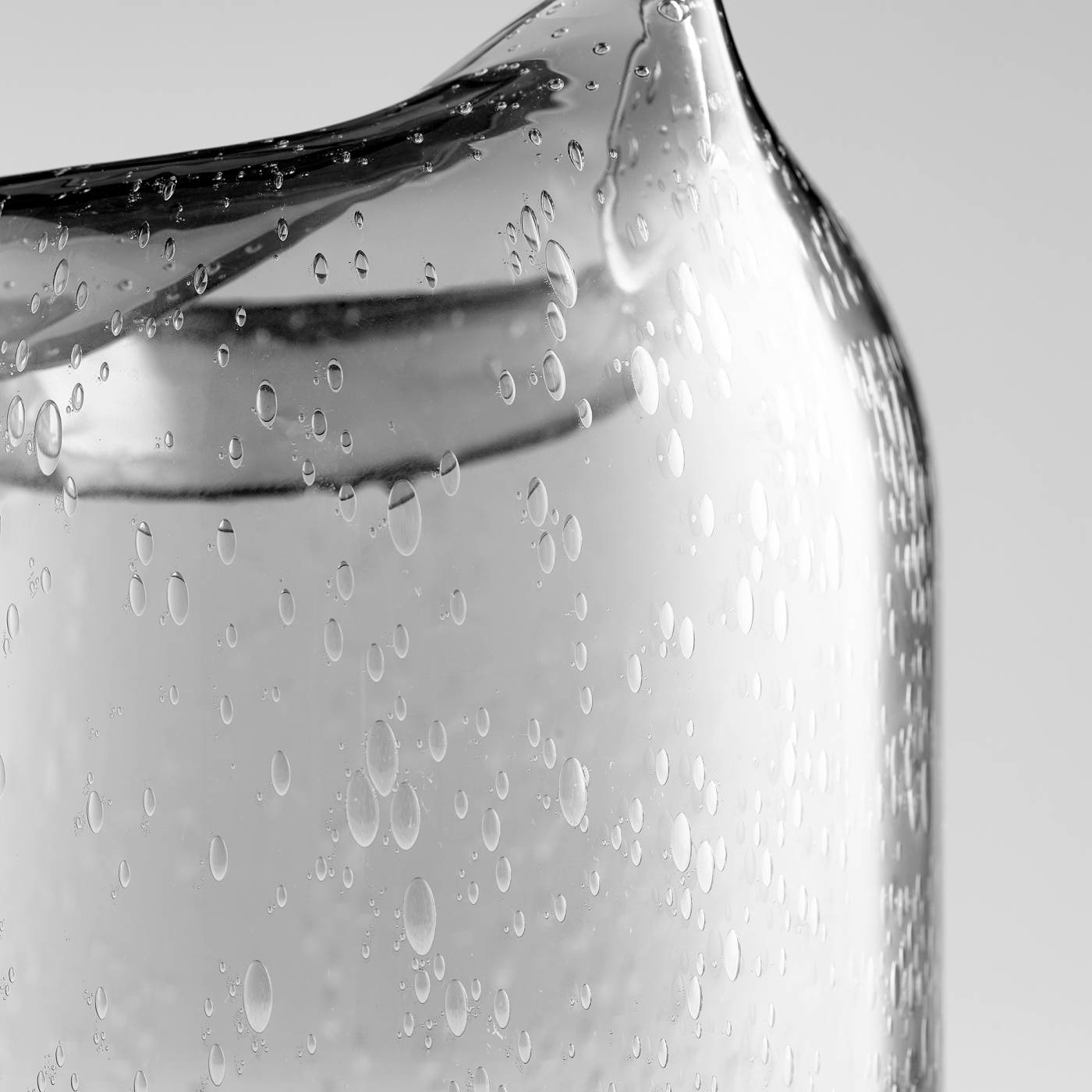 Large Oxtail Vase By Cyan Design | Cyan Design | Modishstore - 2