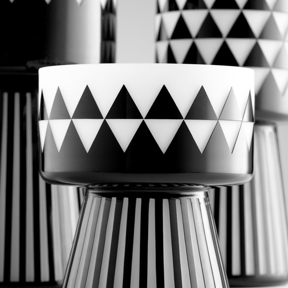 Medium Vector Vase | Vases | Modishstore - 3