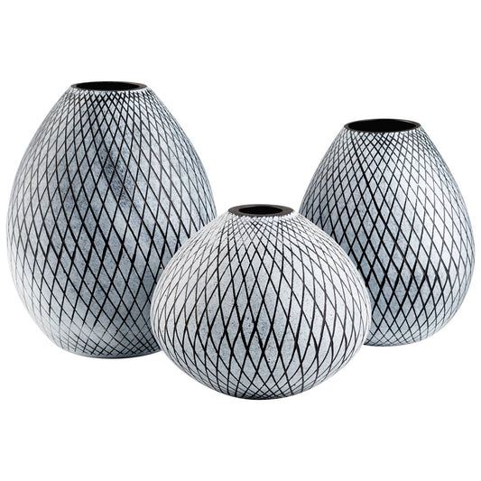 Medium Bozeman Vase By Cyan Design | Cyan Design | Modishstore