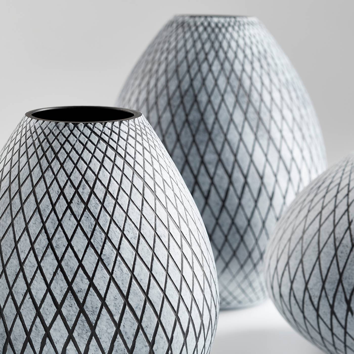 Medium Bozeman Vase By Cyan Design | Cyan Design | Modishstore - 2