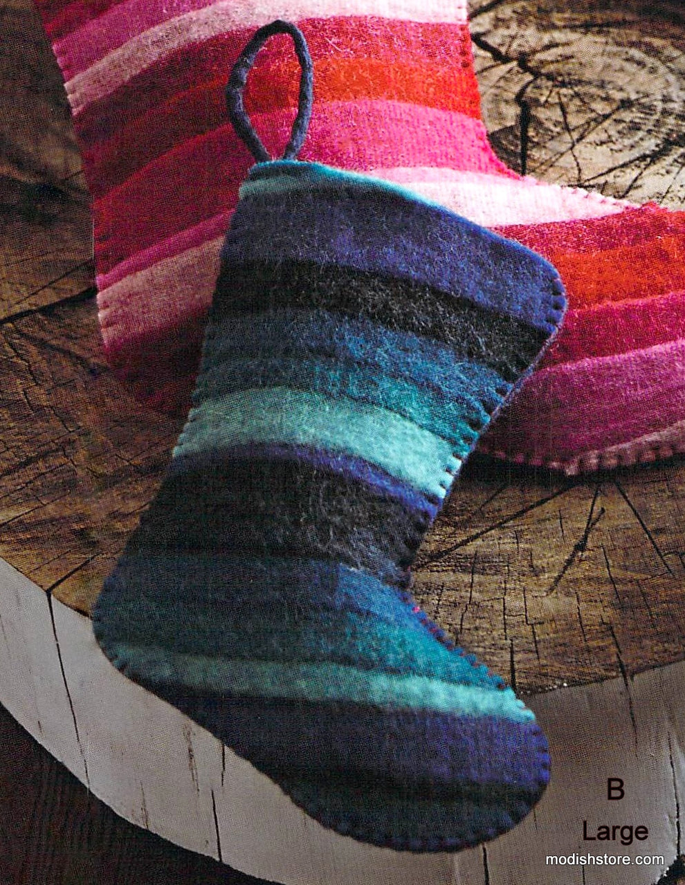 Roost Jubilee Stockings & Wreath