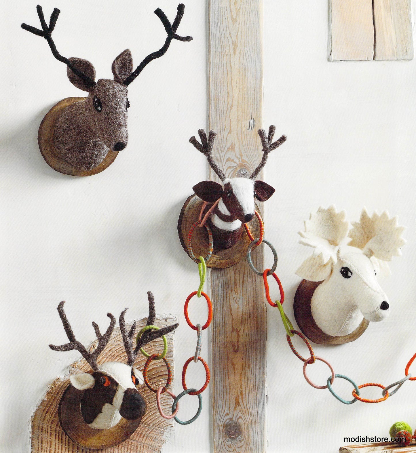 Roost Friendly Felt Trophy - Set Of 6