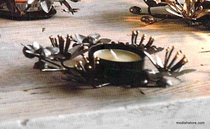 Roost Festive Lily Collection - Candle Holders