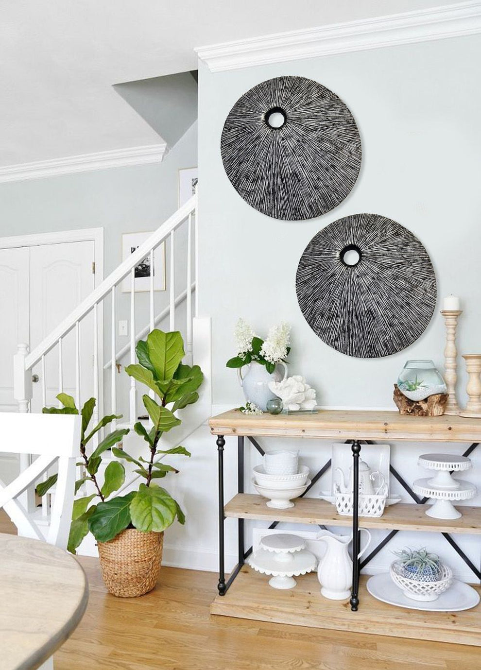 20" Contemporary Grey Round Wall Art By Homeroots | Wall Decor | Modishstore - 4