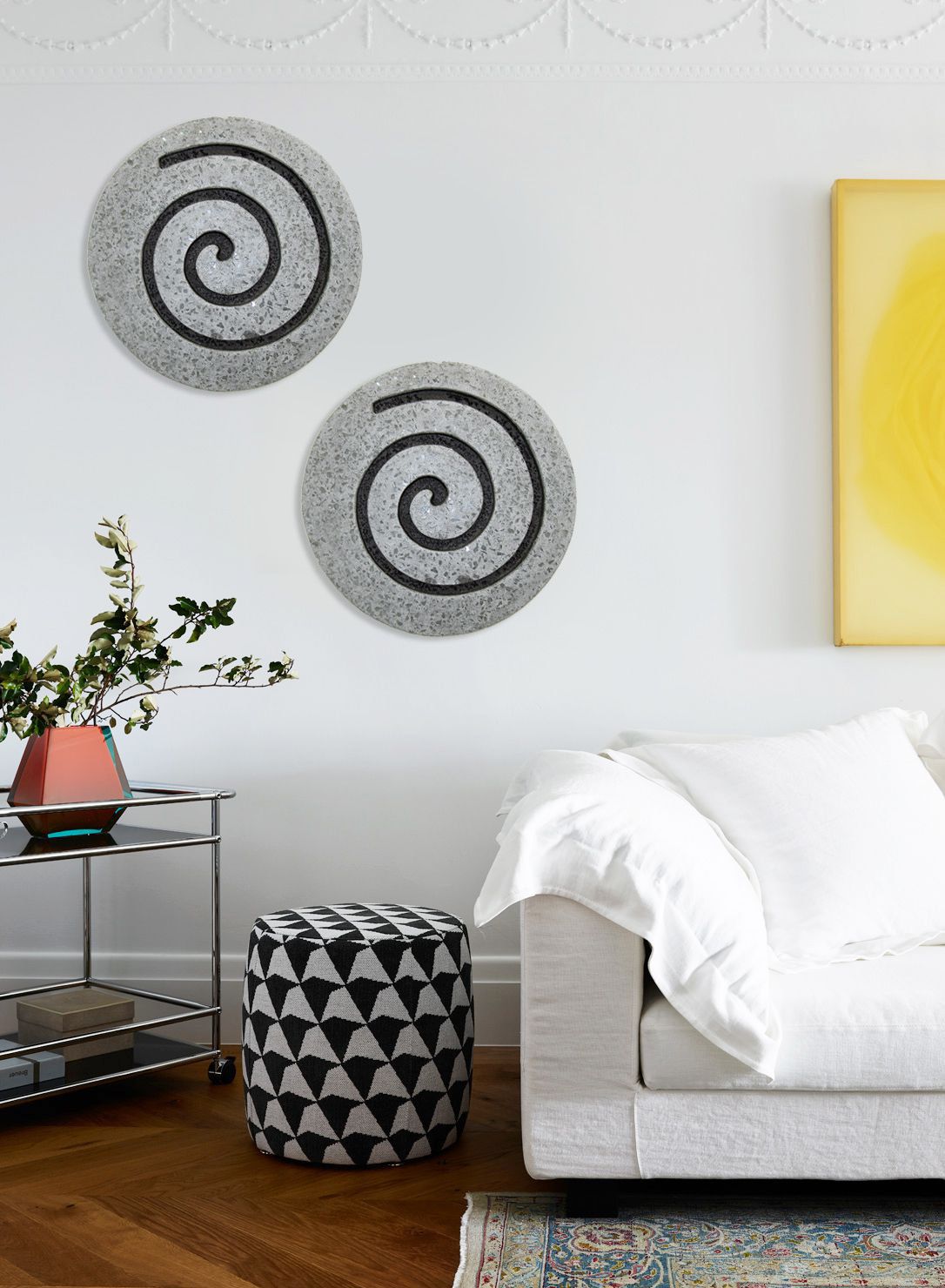 19" Gray Round Modern Spiral Wall Art By Homeroots | Wall Decor | Modishstore - 4