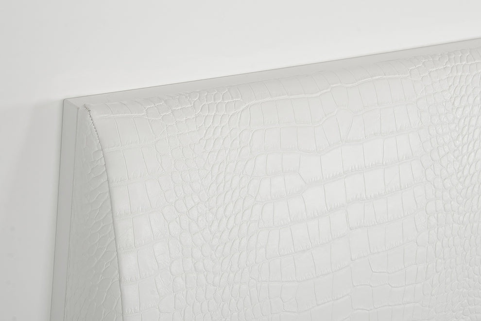 46" White Mdf And Steel Queen Bed By Homeroots | Beds | Modishstore - 4