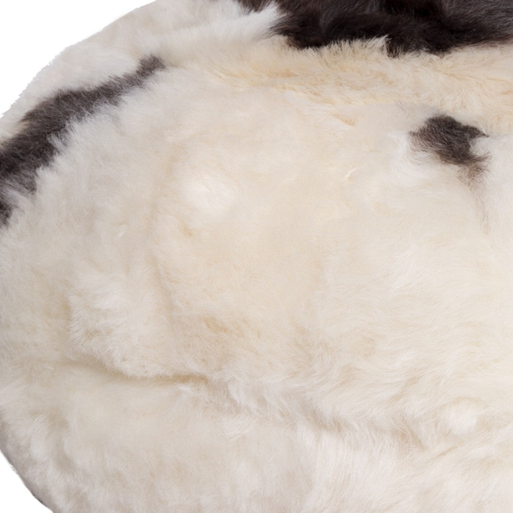 Spotted Short-Hair Sheepskin - Ottoman Pouf By Homeroots | Poufs | Modishstore - 5