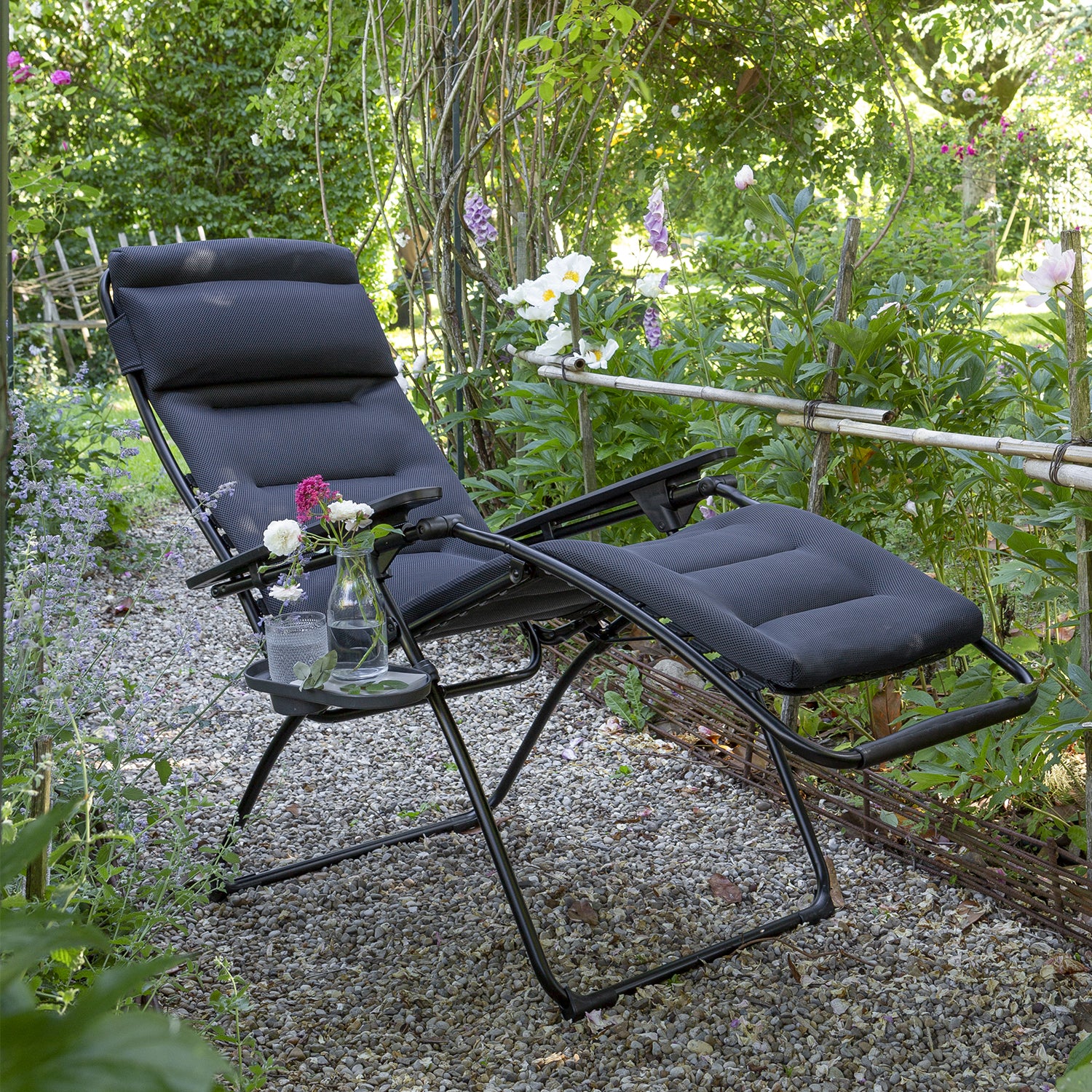 Zero Gravity Recliner - Black Frame - Acier Fabric By Homeroots | Outdoor Recliners & Lounge Chairs | Modishstore - 3