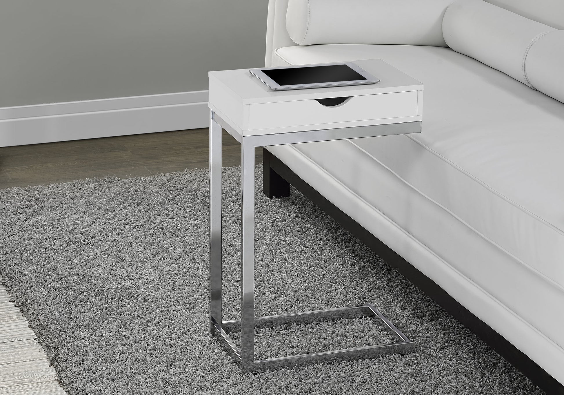 24.5" White Finish and Chromed Metal Accent Table By Homeroots | Accent Tables | Modishstore