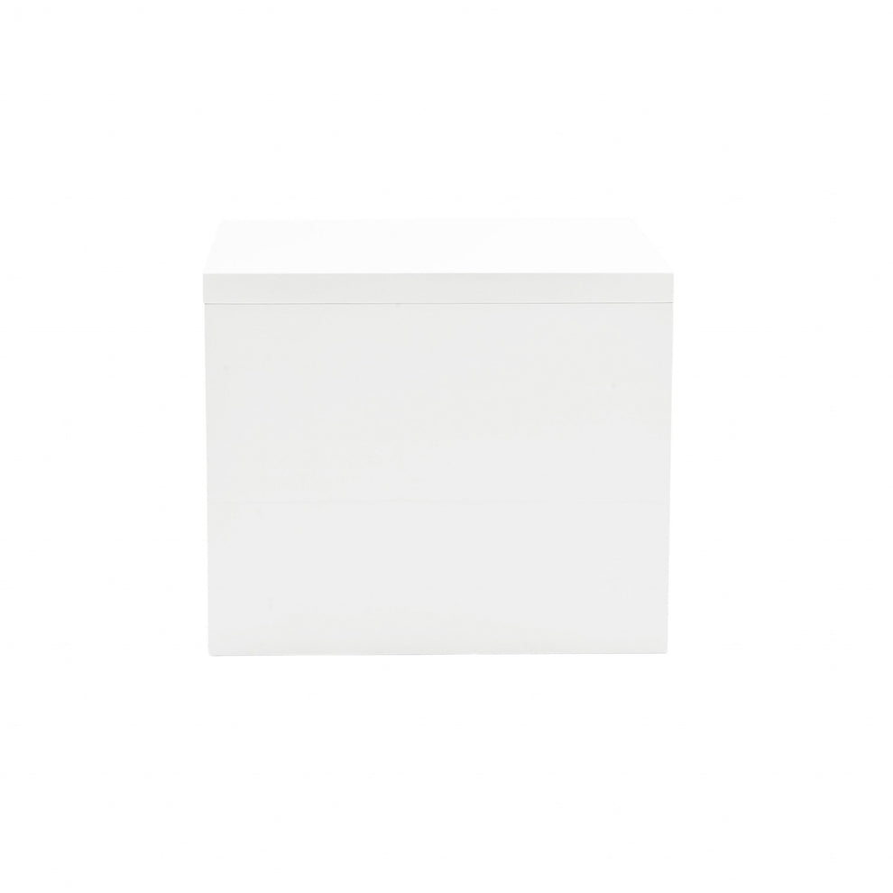 High Gloss White Lacquered MDF Square Side Table By Homeroots | Side Tables | Modishstore - 3
