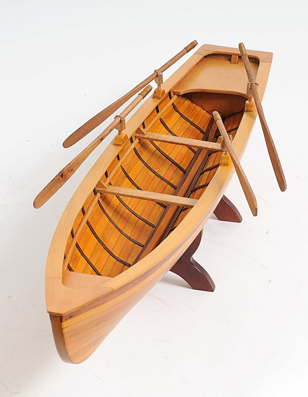 Boston Whitehall Tender By Homeroots | Sculptures | Modishstore - 2