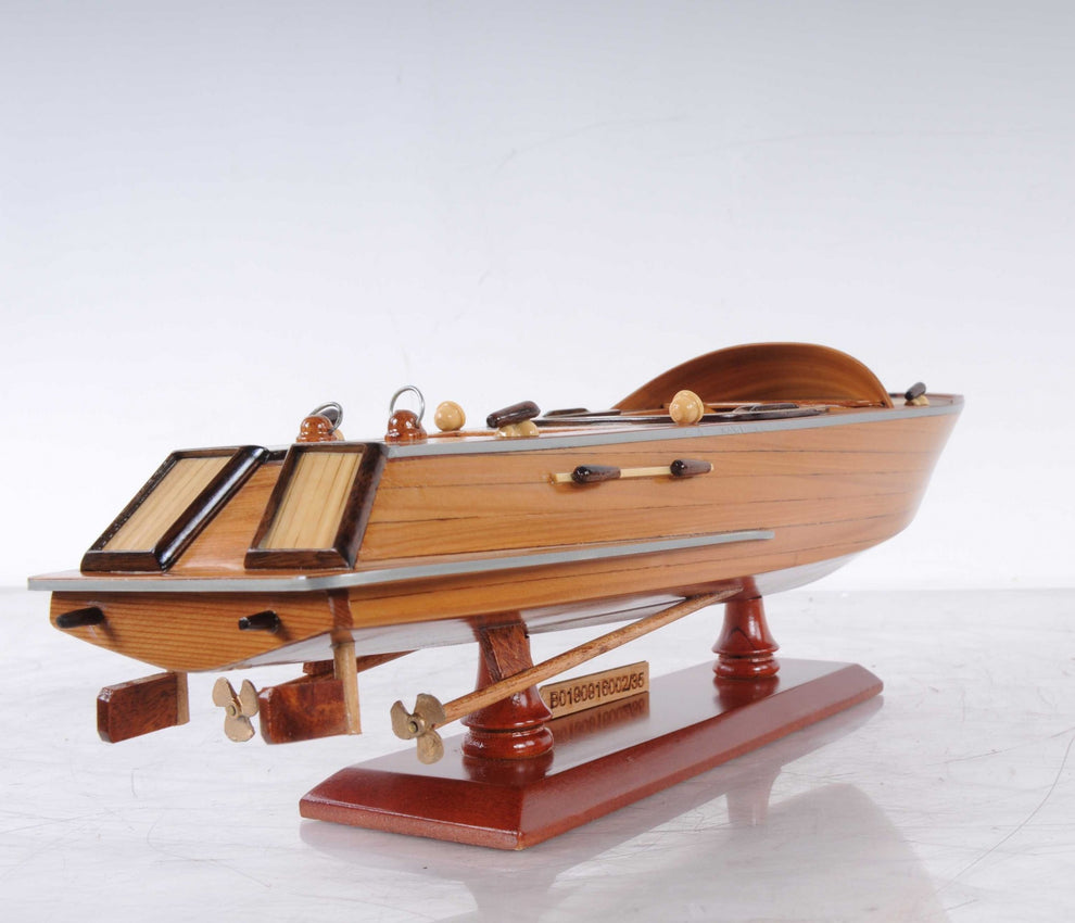 Runabout Sm By Homeroots | Sculptures | Modishstore - 4