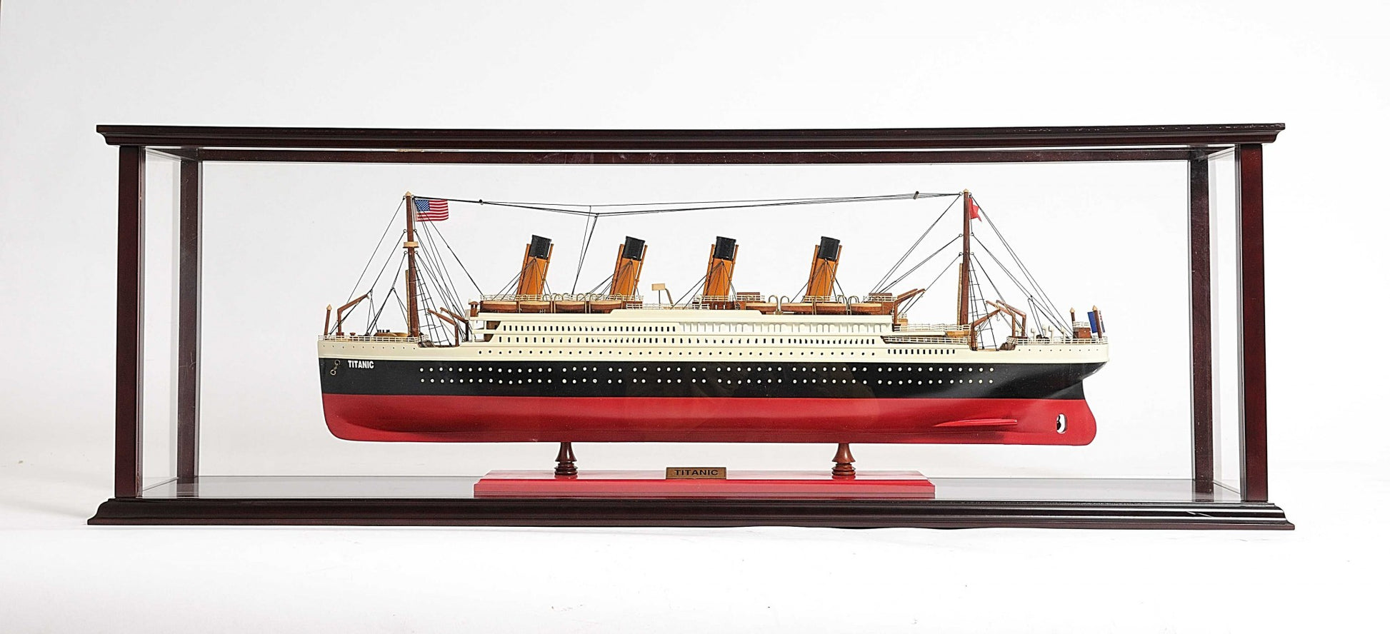 Medium Display Case for Cruise Liner By Homeroots | Sculptures | Modishstore - 2