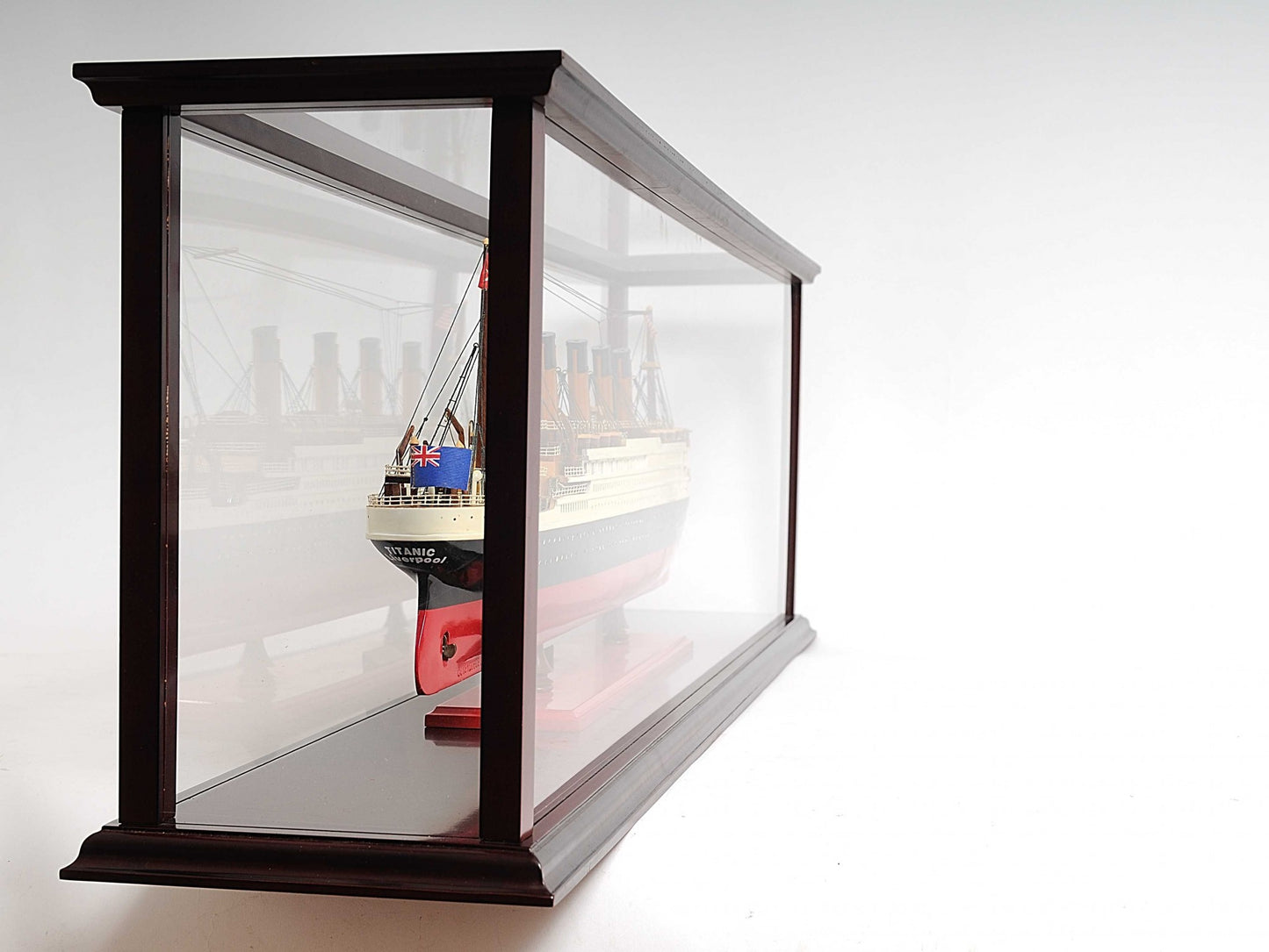 Medium Display Case for Cruise Liner By Homeroots | Sculptures | Modishstore - 5