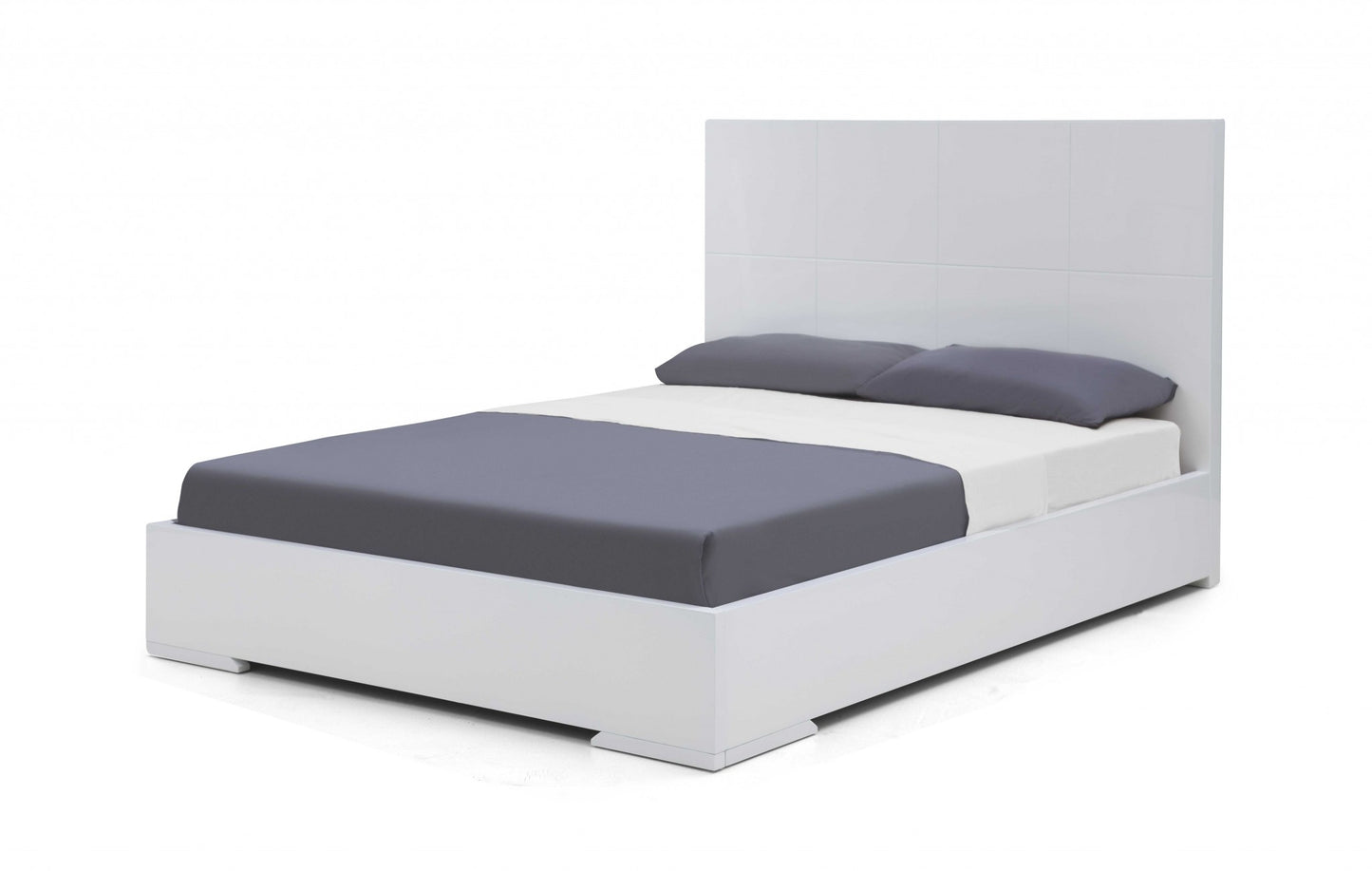 Contemporary White Queen Platform Bed By Homeroots | Beds | Modishstore - 3