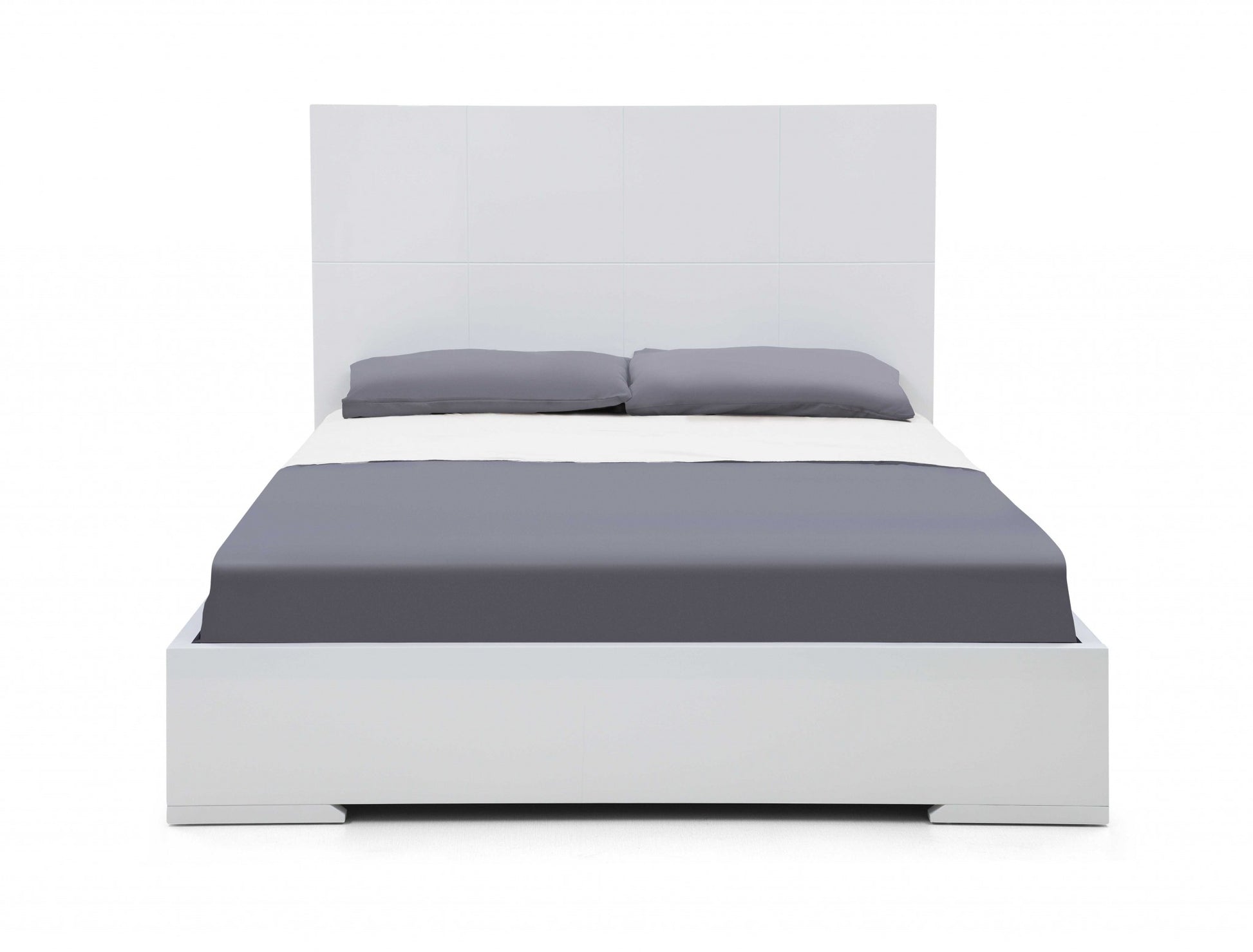 Contemporary White Queen Platform Bed By Homeroots | Beds | Modishstore - 3