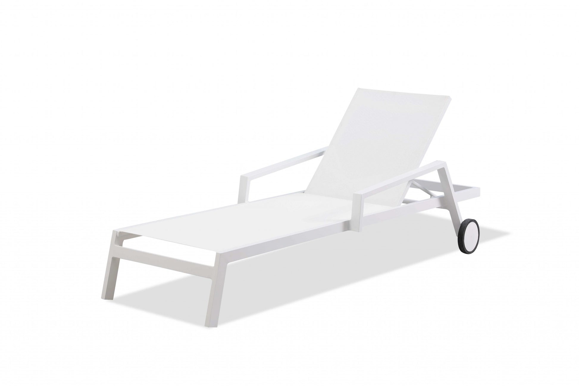 Set of 2 White Modern Aluminum Chaise Lounges By Homeroots | Outdoor Chaise Lounges | Modishstore