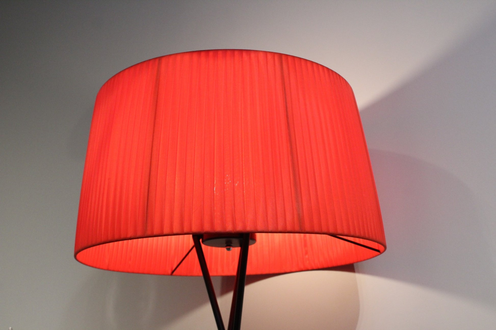 Red Metal Floor Lamp By Homeroots | Floor Lamps | Modishstore - 2