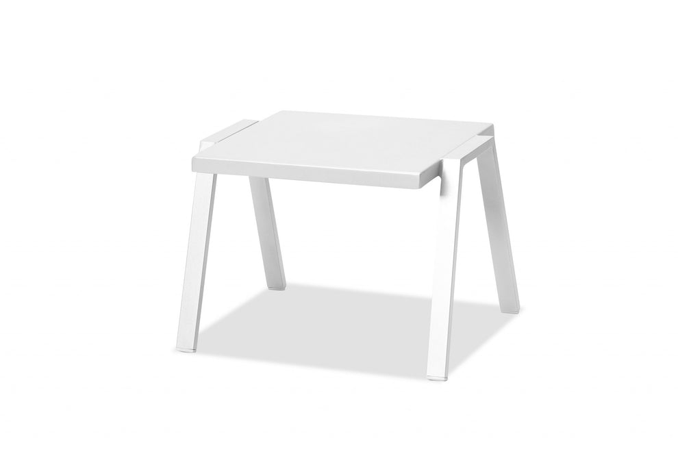 22 X 18 X 16 White Aluminum Side Table By Homeroots | End Tables | Modishstore - 2