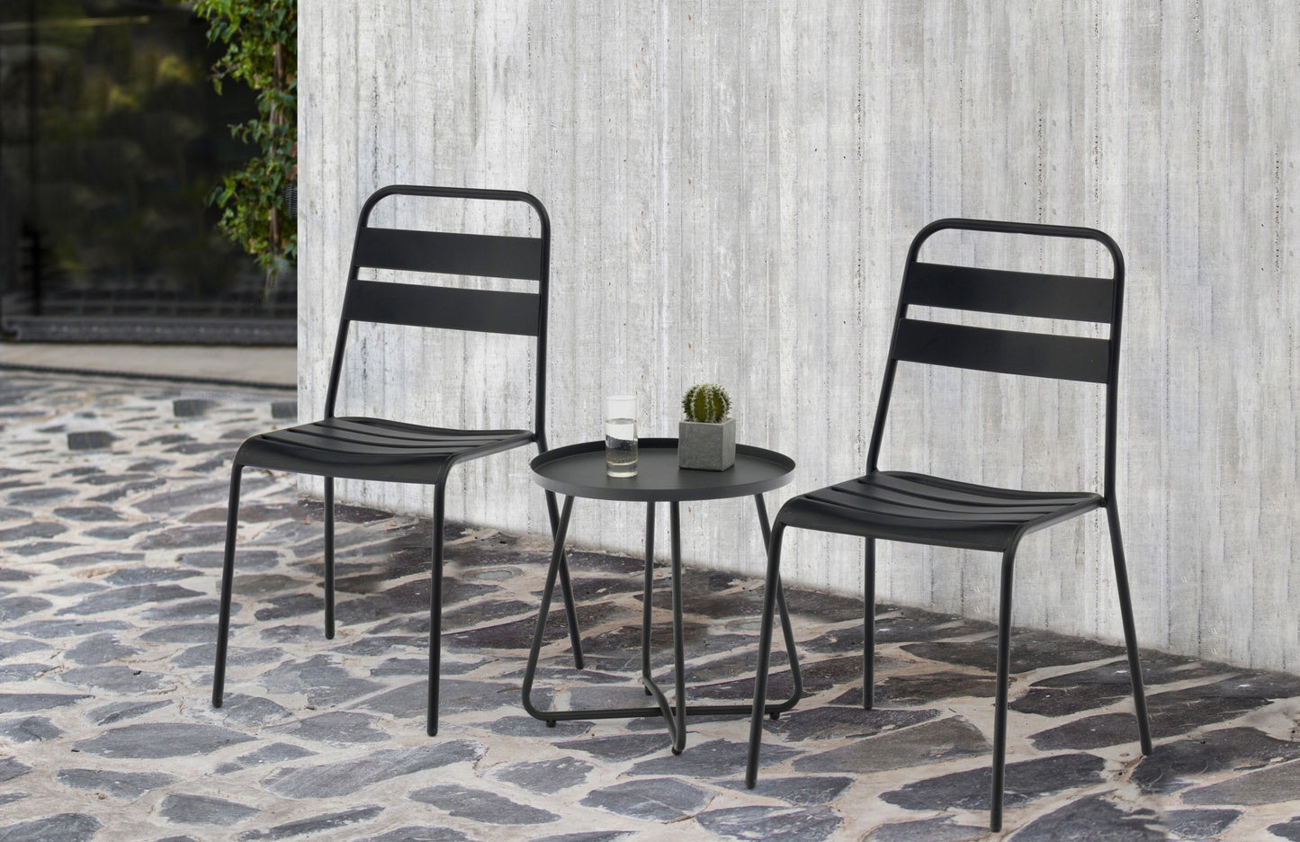 Gray Aluminum Indoor Outdoor Round End Table By Homeroots | End Tables | Modishstore - 3