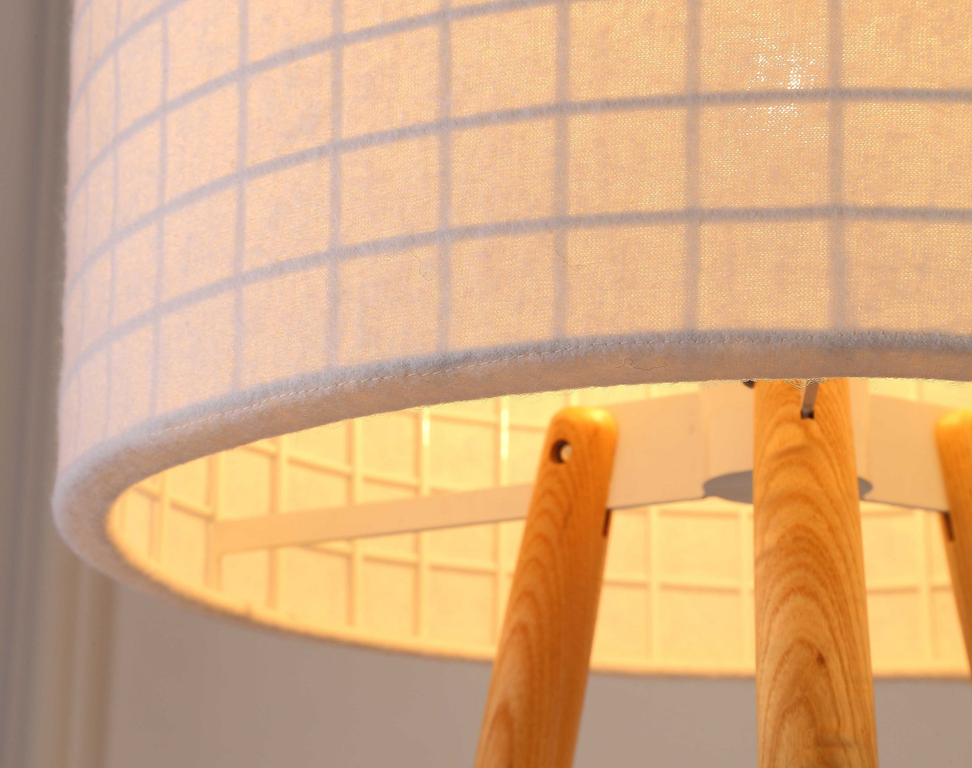 White Fabric Table Lamp | Table Lamps | Modishstore - 3