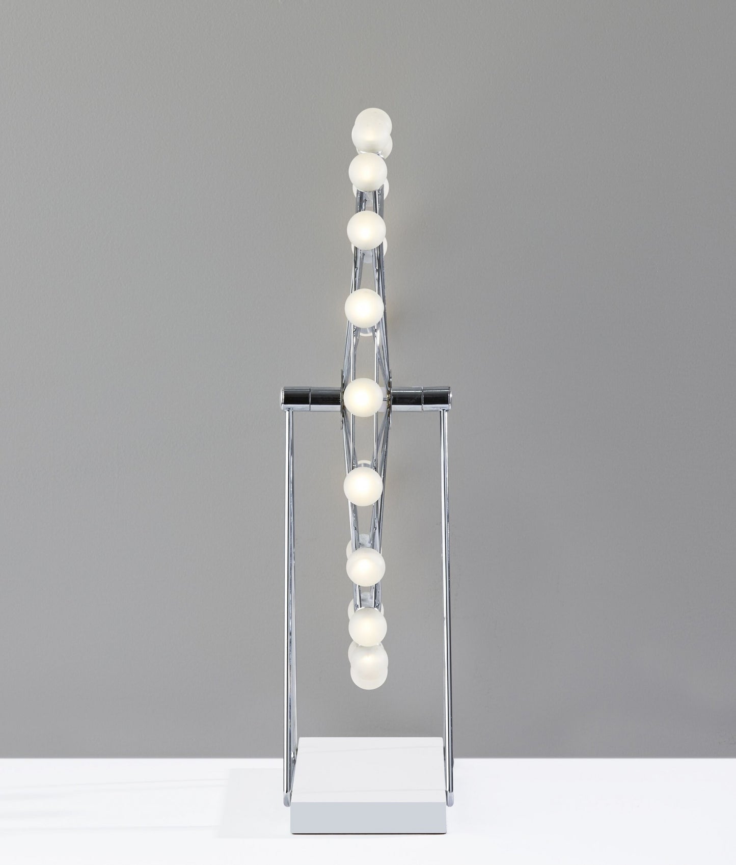 Chrome Ferris Wheel Large Table Lamp By Homeroots | Table Lamps | Modishstore - 5